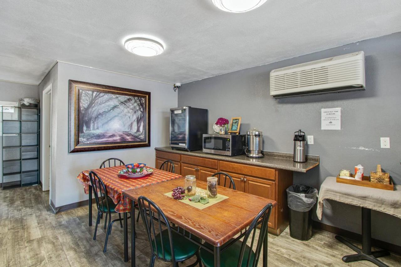 Capital O Hotel Richmond Hill/Savannah Area I-95 Luaran gambar