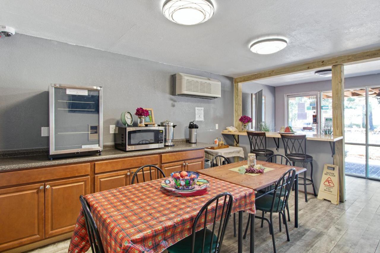 Capital O Hotel Richmond Hill/Savannah Area I-95 Luaran gambar